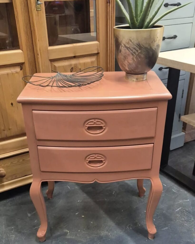 Chinees ladekastje Teakhout
Kleur terracotta